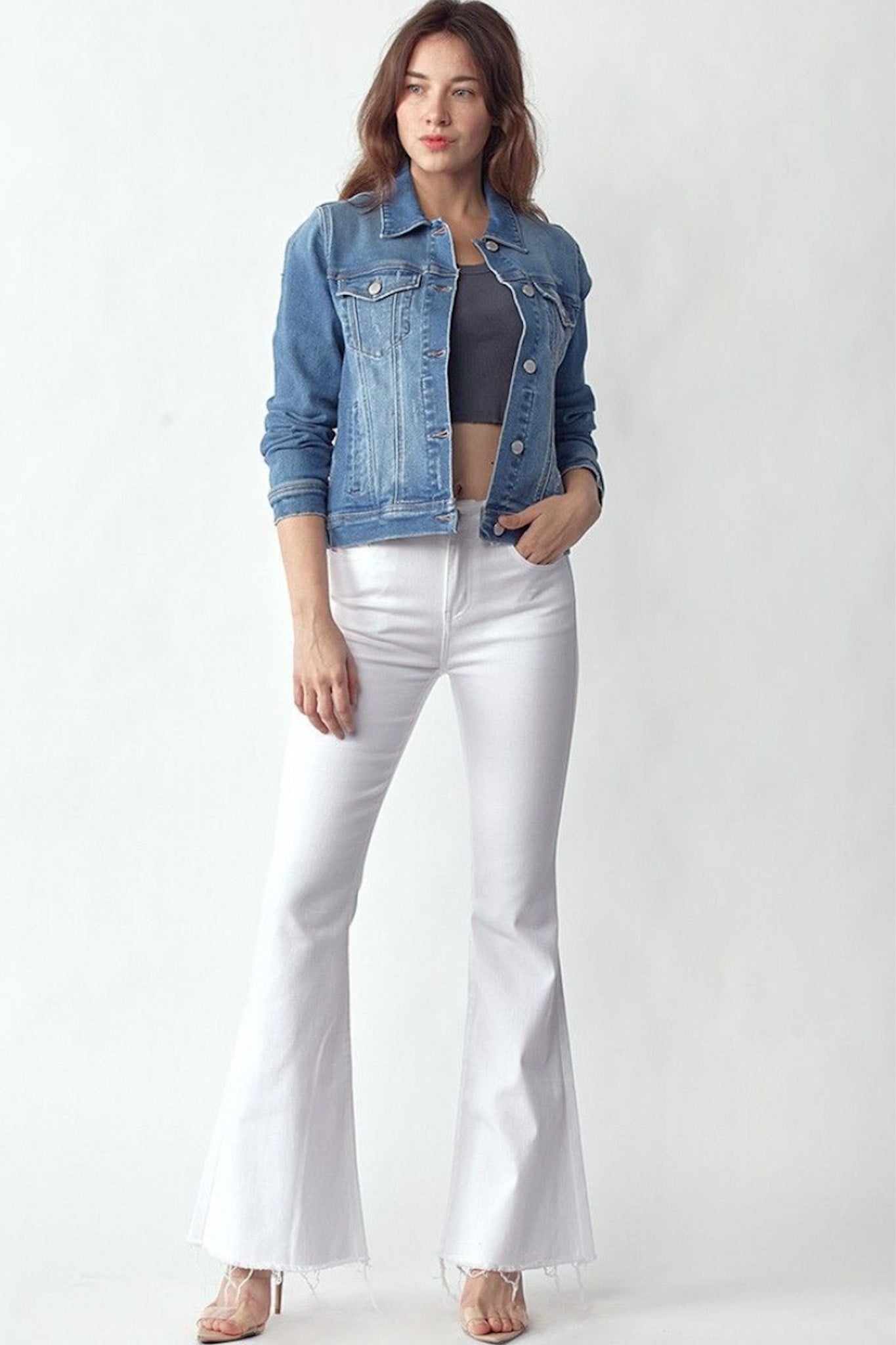 Load image into Gallery viewer, Classic Light Wash Denim Jacket
