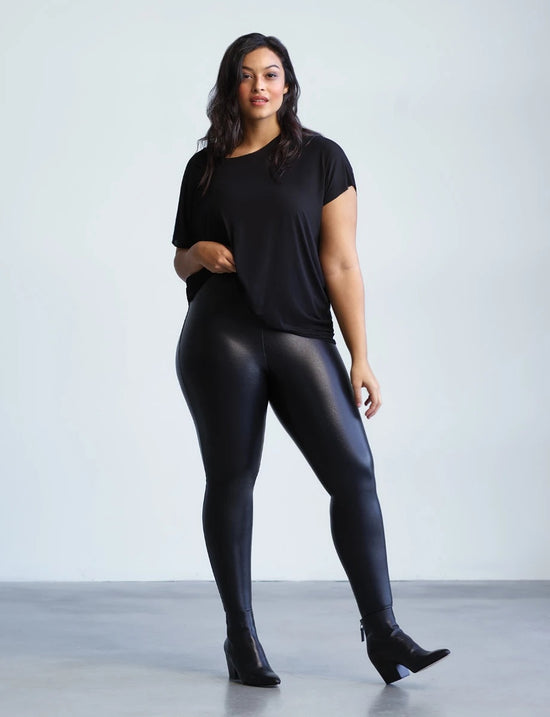 Load image into Gallery viewer, Glow Fashion Boutique Commando plus size Faux Leather Leggings
